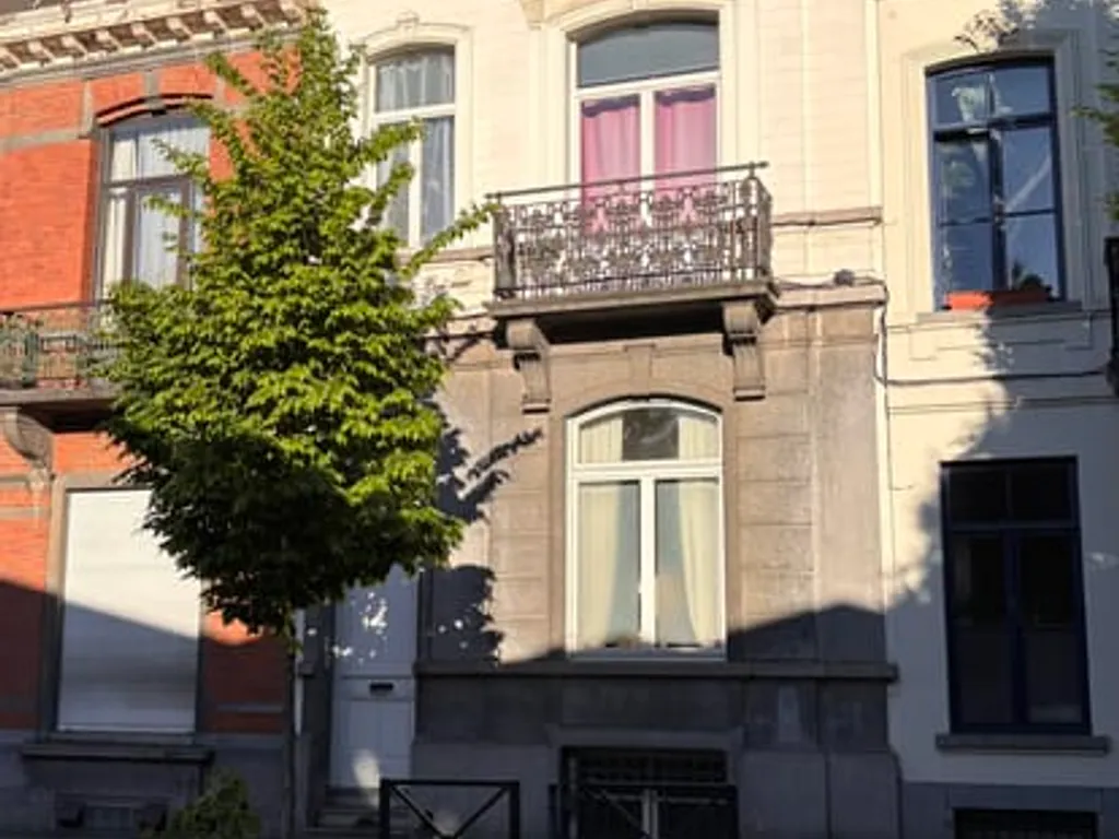 Huis in Anderlecht - 7683586 - Rue de Veeweyde 31, 1070 Anderlecht