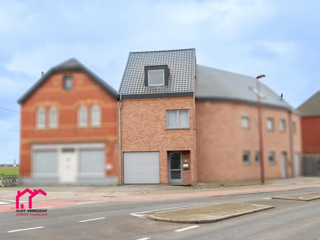 Garage in Zingem - 7683649 - Kruishoutemsesteenweg 119, 9750 Zingem