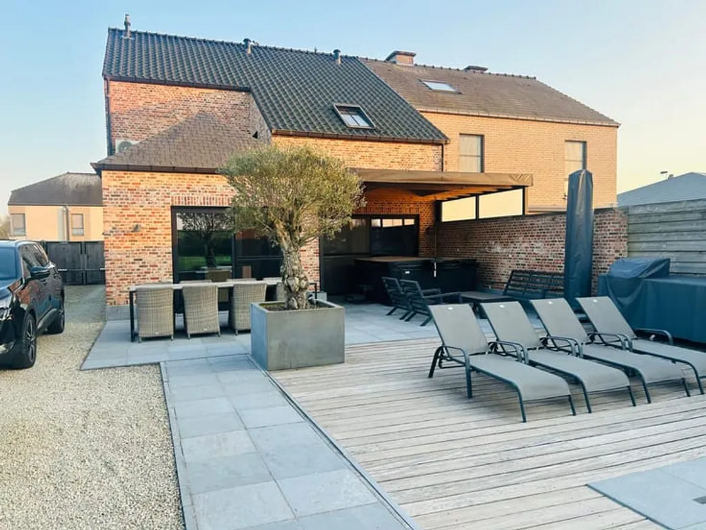 Huis in Lanaken - 7683651 - Strodorp 60, 3620 Lanaken