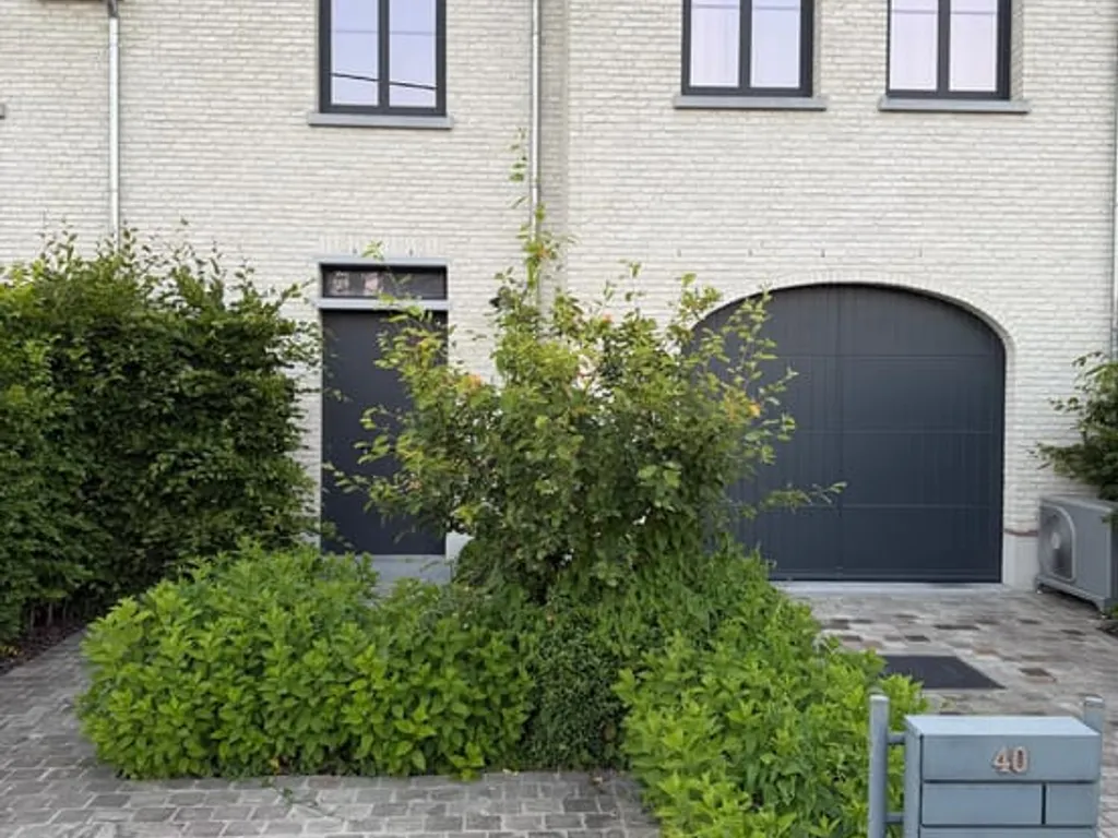Garage in Lede - 7683706 - Suikerstraat 40, 9340 Lede