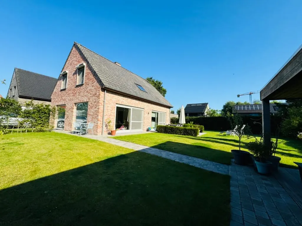Huis in Roeselare - 7683751 - Gryspeerdts Hof 14, 8800 Roeselare