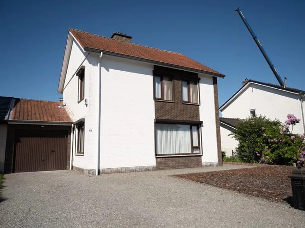 Huis in Nijlen - 7683908 - Gebroeders Van Raemdonckstraat 64, 2560 Nijlen