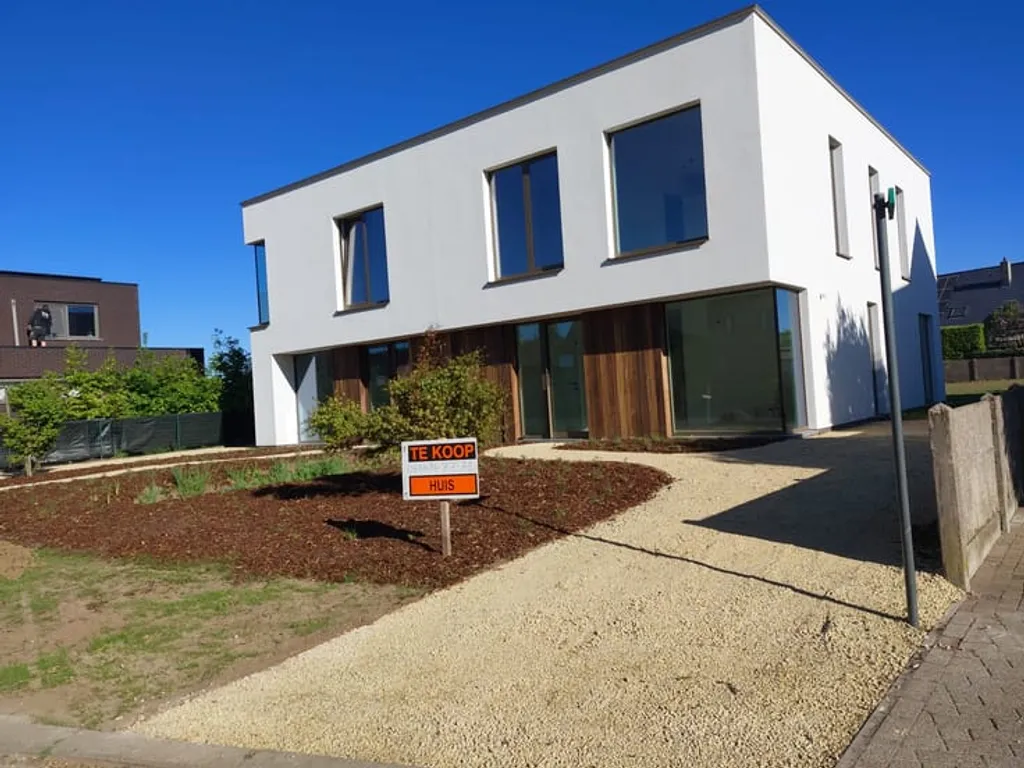 Huis in Ranst - 7683963 - Venusstraat 18a, 2520 Ranst