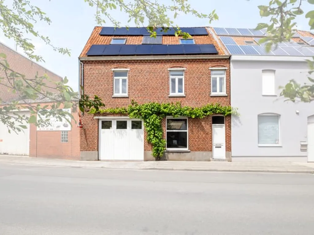 Huis in Kortrijk - 7693320 - Aalbeeksestraat 18, 8510 Kortrijk
