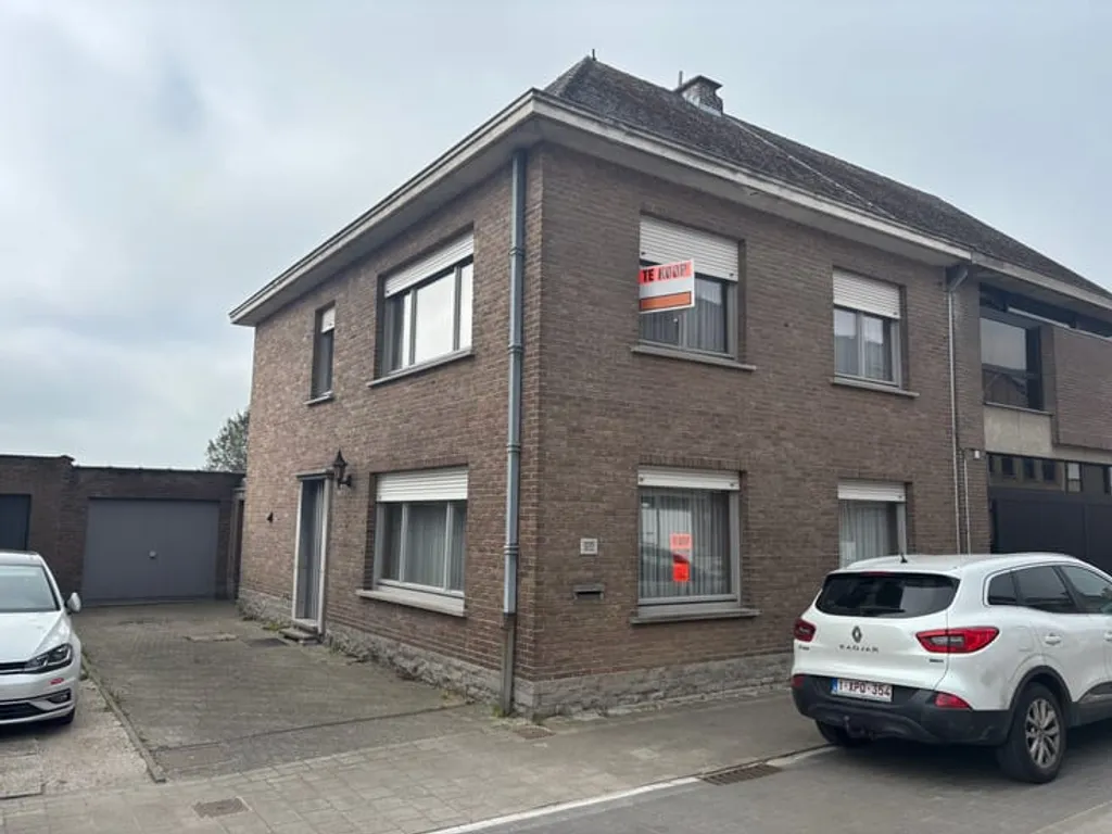 Garage in Denderleeuw - 7699977 - Lindestraat 92, 9470 Denderleeuw