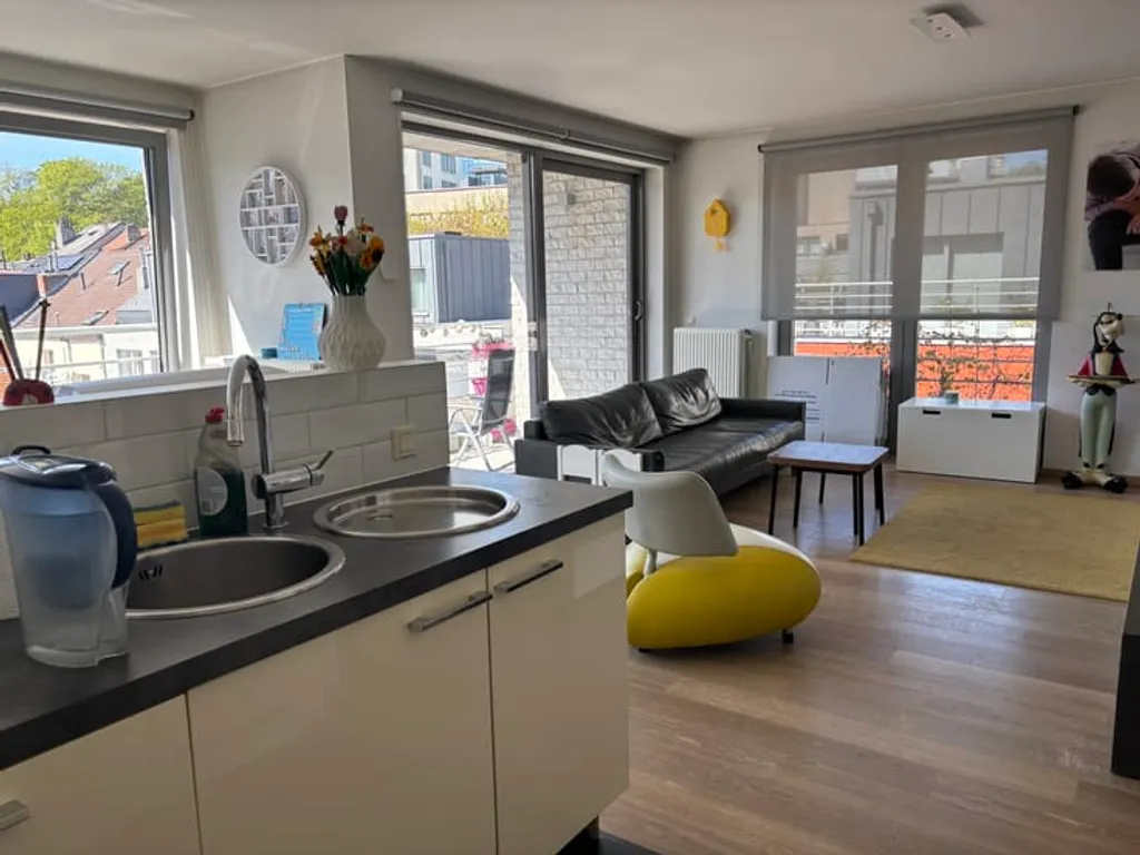 Appartement in Ixelles - 7699323 - Avenue du Maelbeek 57, 1050 Ixelles