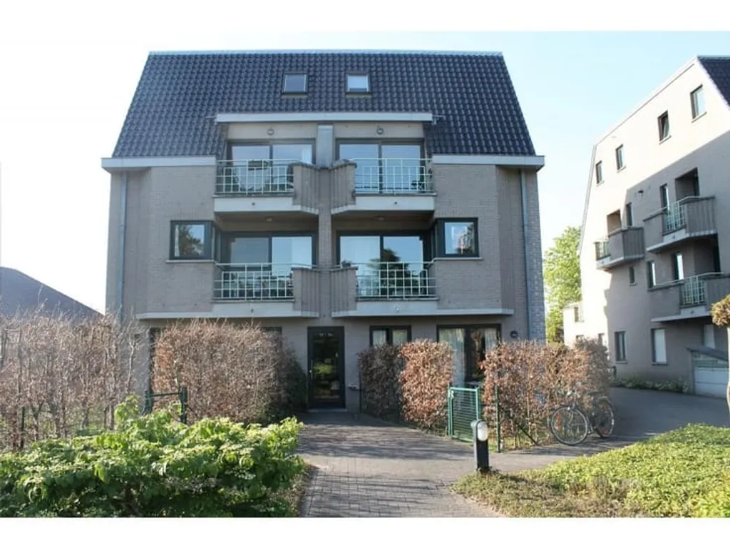 Hoofdfoto Huis in Sint-Amandsberg