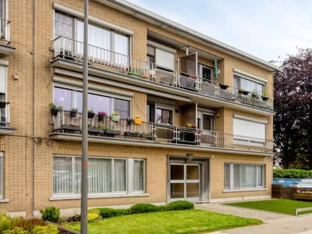 Huis in Zwijndrecht - Laarstraat 74, 2070