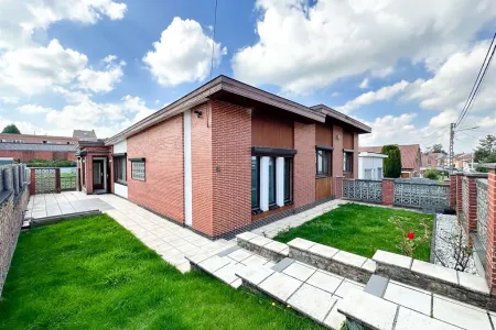 Villa Te Koop Manage