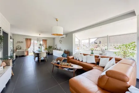 Villa Te Koop La Hestre