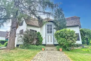 Huis Te Koop Hyon