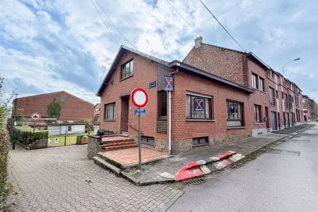 Huis Te Koop Haine-Saint-Pierre