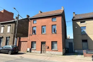 Huis Te Koop Courcelles