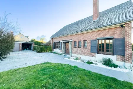 Villa Te Koop Ressaix