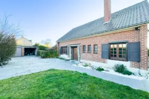 Villa Te Koop Ressaix
