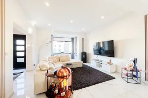 Villa Te Koop Carnières
