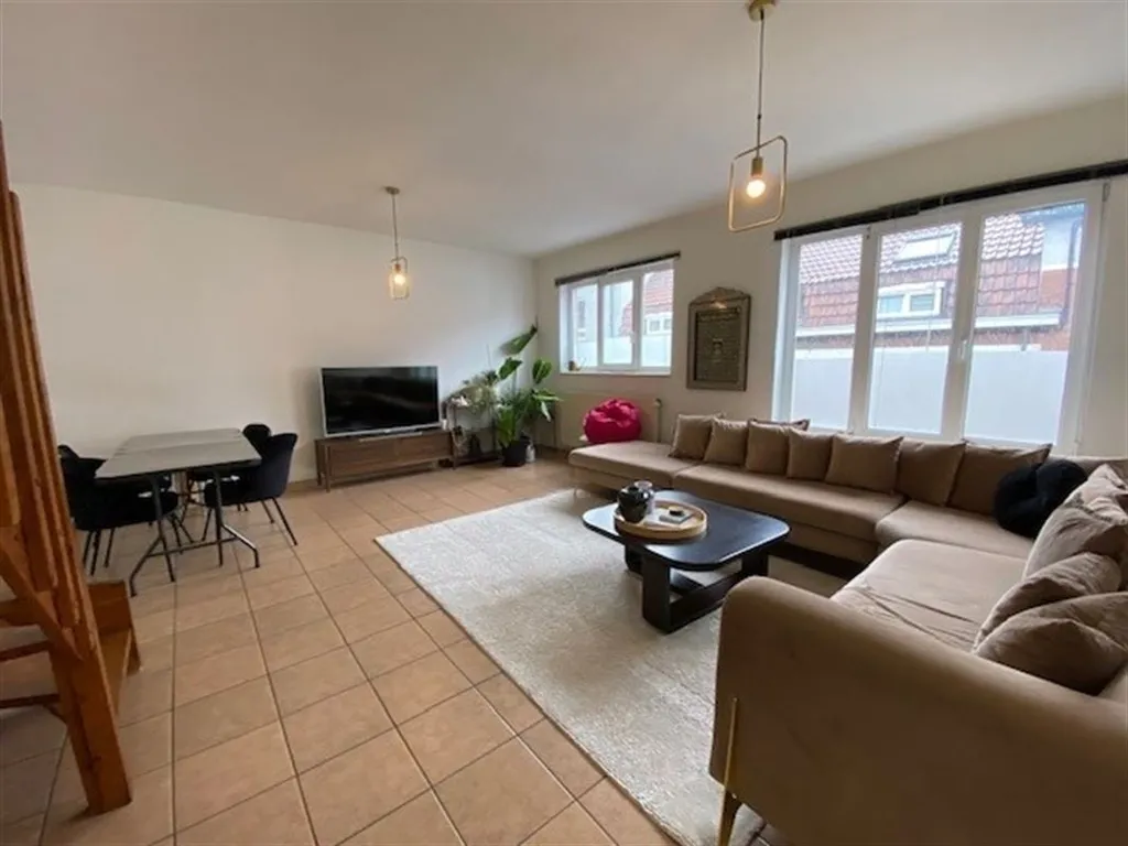 Huis in Trazegnies - 7668953 - Rue Jules Destrée 6, 6183 Trazegnies