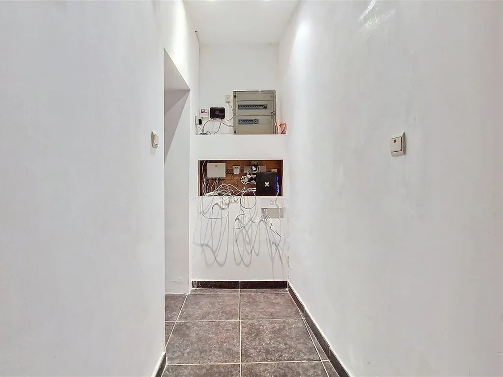Handelspand in Mons - 7668904 - Rue des Capucins 37, 7000 Mons
