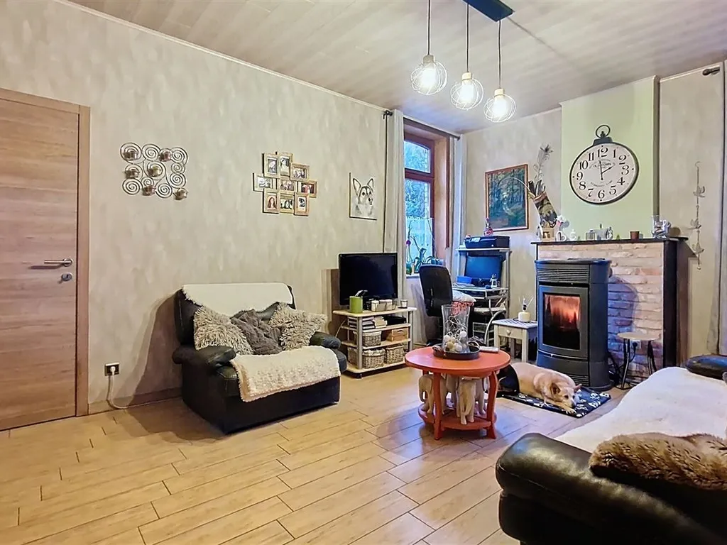 Huis in Sirault - 7668784 - Rue de Chièvres 272, 7332 Sirault
