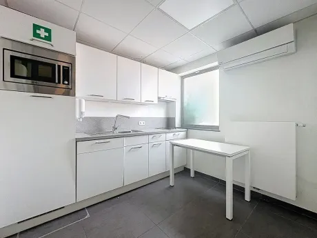 Maison à Dour - Rue Maréchal Foch 16A - 18, 7370 - photo 4