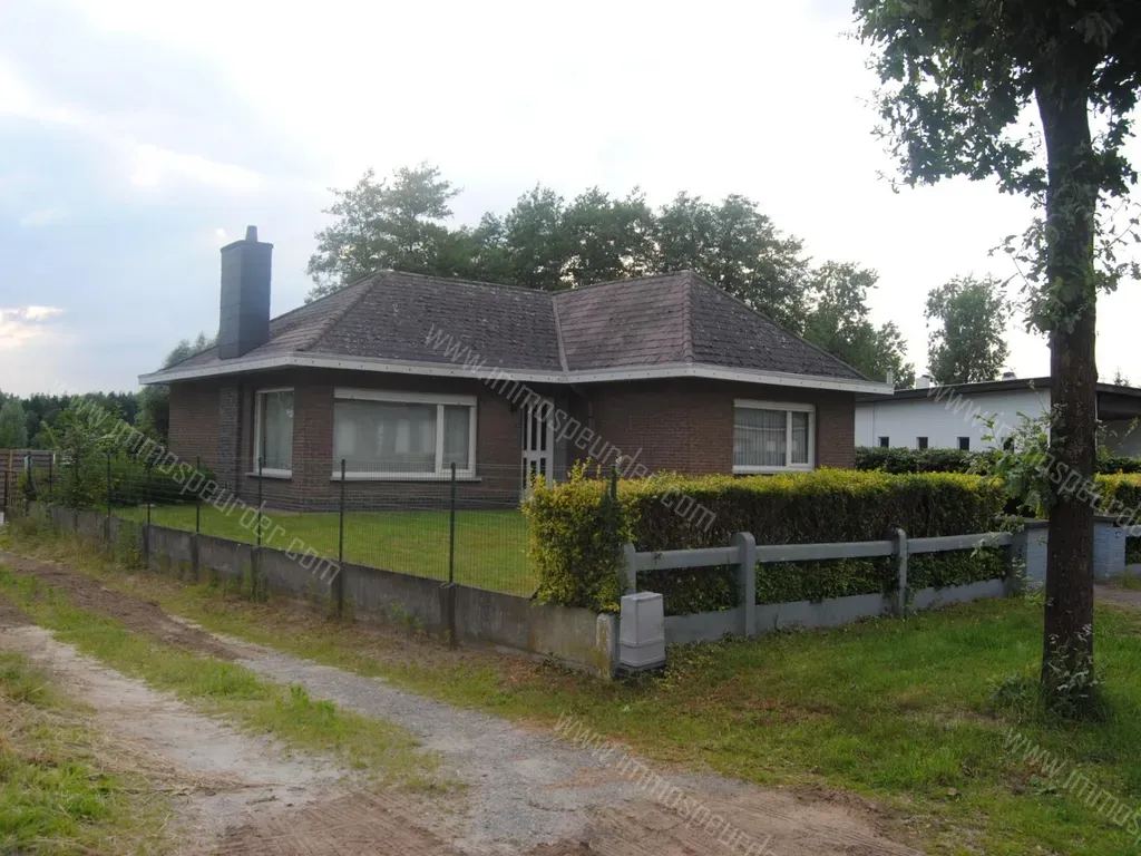 Huis in Berlare - 1325094 - Leopolddreef 50, 9290 Berlare