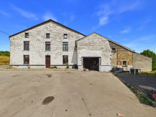 Villa in Libramont-Chevigny - Rue de Grandvoir 73, 6800