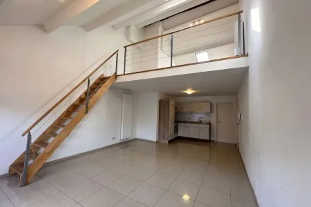 Appartement Te Huur Gilly