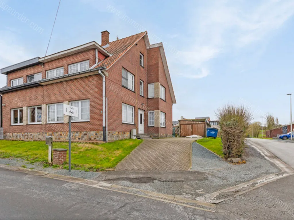 Huis in Roosdaal - 1396469 - Poelkstraat 11, 1760 Roosdaal