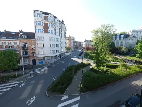 Huis in Schaarbeek - Place de Jamblinne de Meux 23, 1030 - foto 2