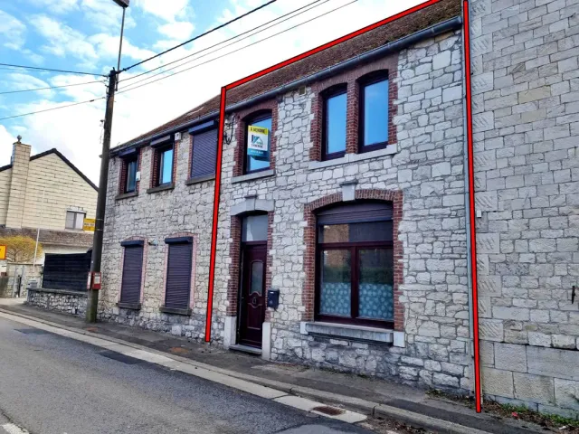Huis in Hoei - Chaussée de Waremme 230, 4500