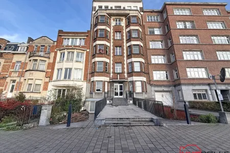Appartement Te Koop Schaerbeek