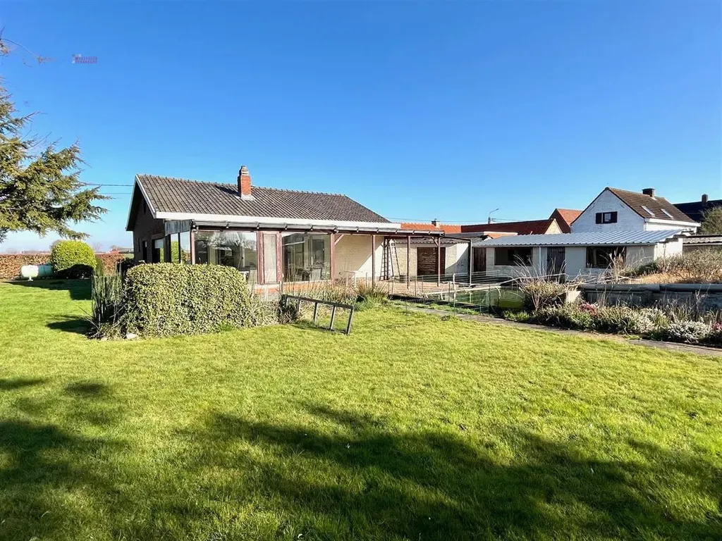 Huis in Koekelare - 7684465 - kastanjewegel 1, 8680 KOEKELARE