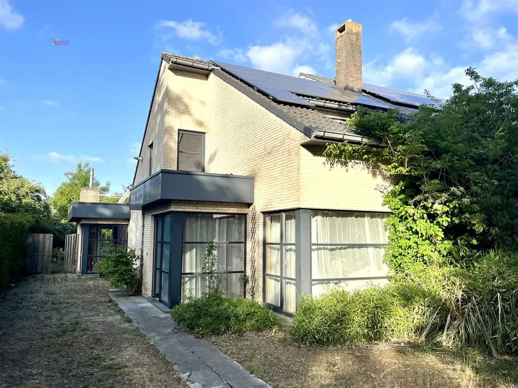 Huis in Sint-Andries - 7684475 - sint-hubertuslaan 50, 8200 SINT-ANDRIES
