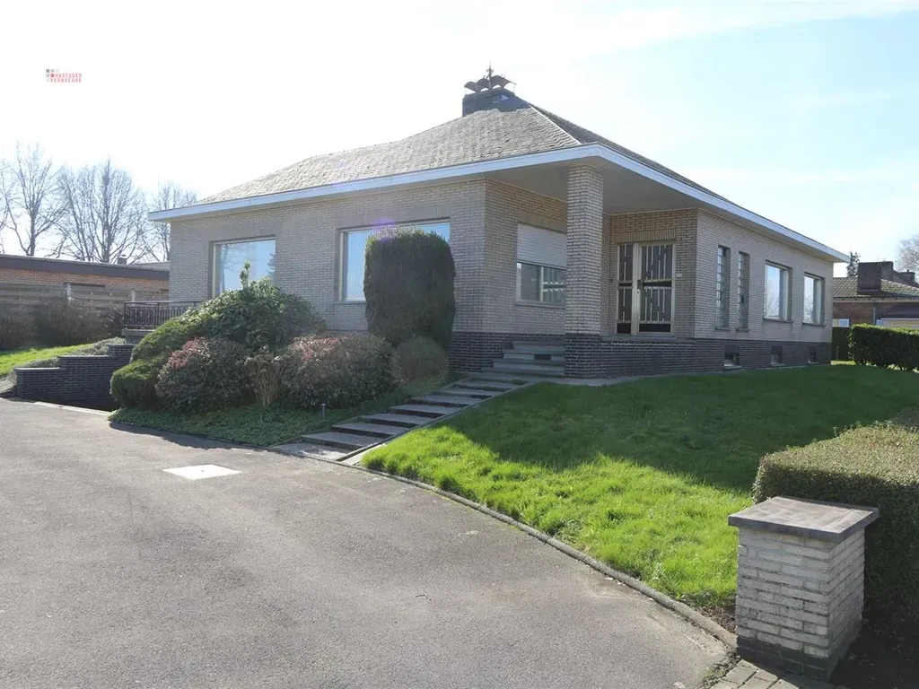 Garage in Aalter - 7684510 - Steenweg op Deinze 160, 9880 AALTER
