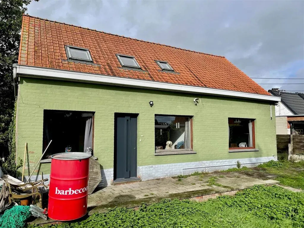 Garage in Eernegem - 7684545 - Westkerkestraat 173, 8480 EERNEGEM