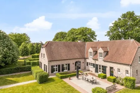 Villa Te Koop Sint-Lenaarts