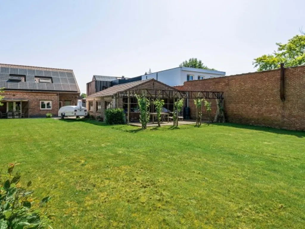 Hoofdfoto Huis in Lint