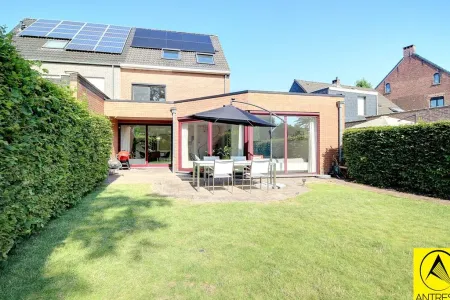 Villa Te Koop Hove
