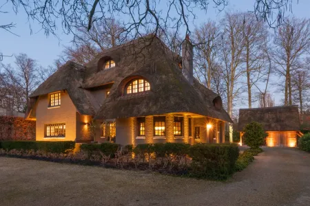 VillaBrasschaat