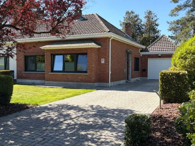 Huis in 's-gravenwezel - Jachthoornlaan 46, 2970