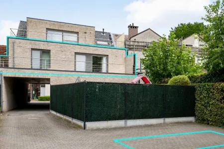 Verhuurd Halle