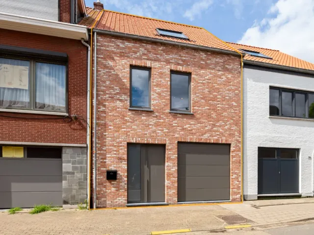 Huis in Hoevenen - Hooghuisstraat 75, 2940