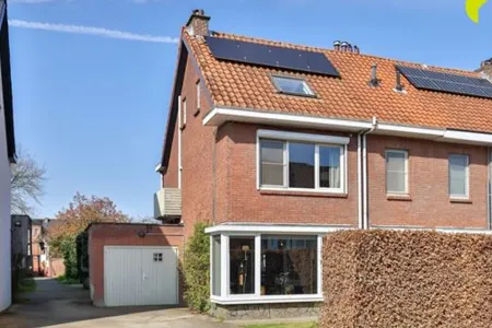Garage Te Koop Hove