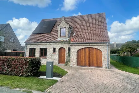 Garage À louer Damme