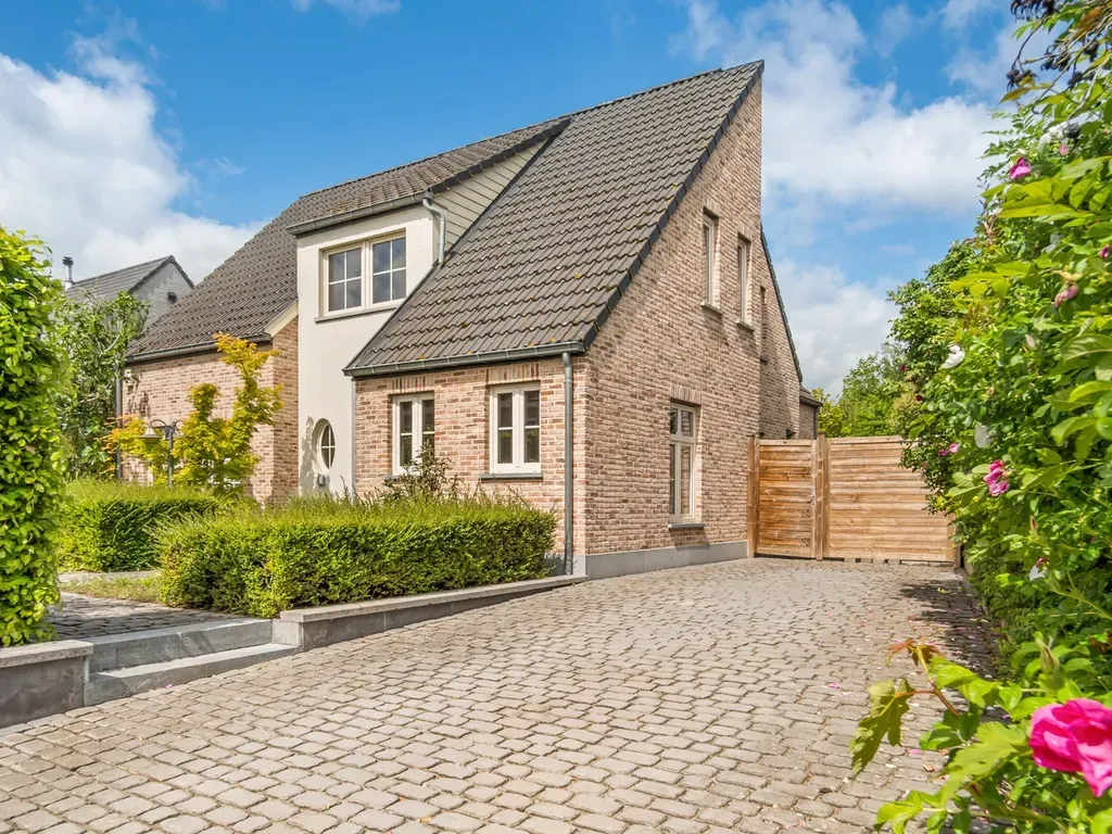 Hoofdfoto Huis in Linter