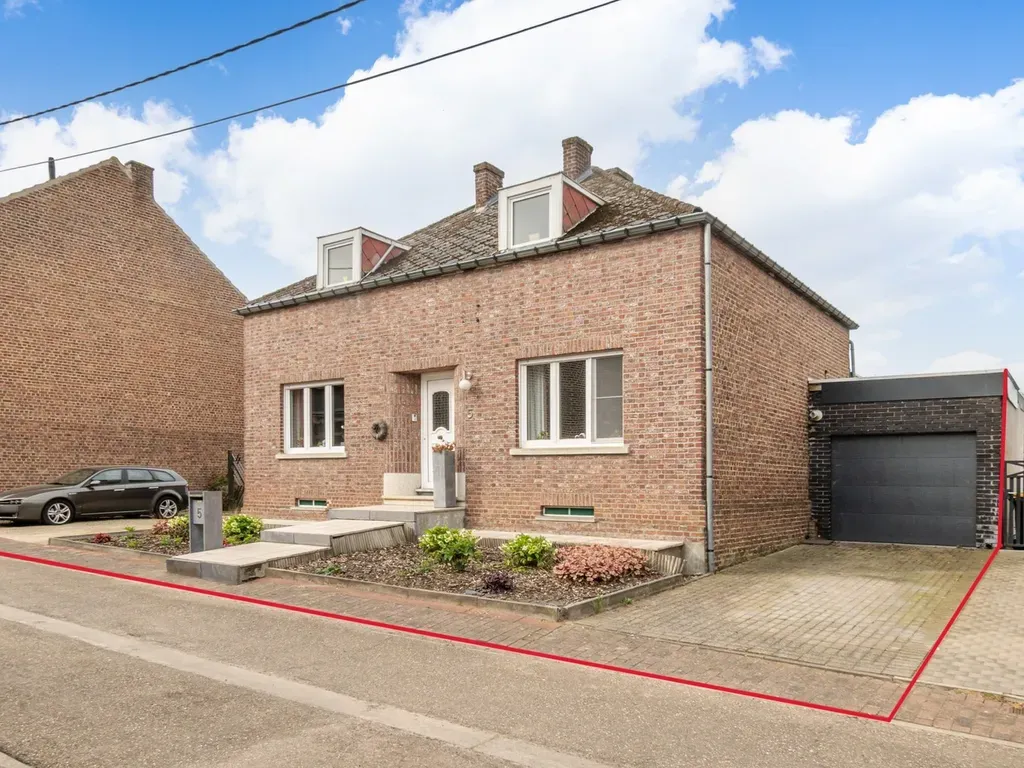 Hoofdfoto Huis in Linter