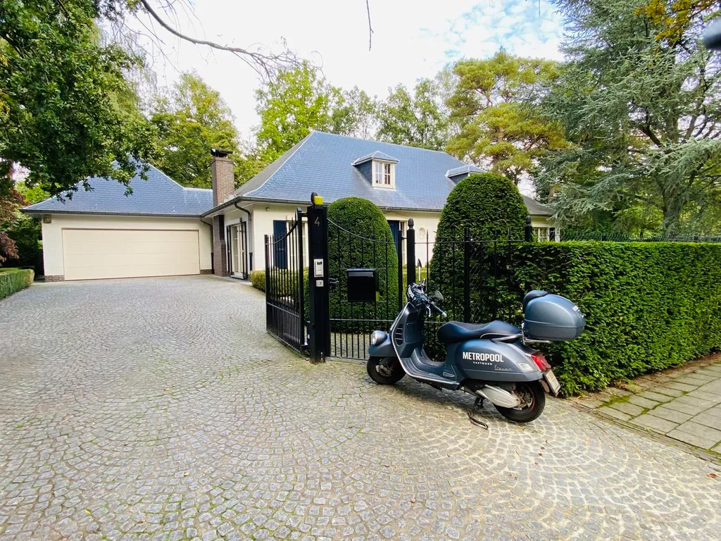 Maison à Brasschaat - Moretuslei 4, 2930
