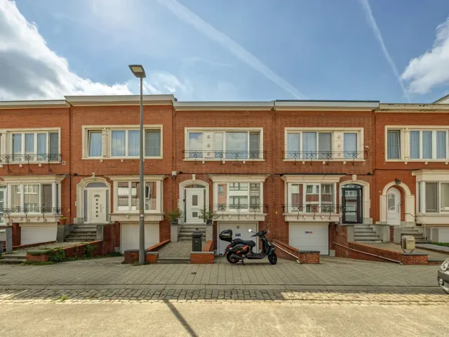 Huis in Deurne - Louis Janssenlaan 29, 2100