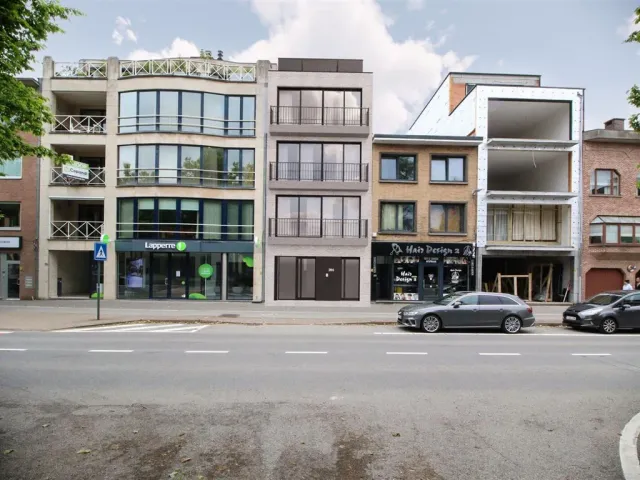 Huis in Brasschaat - Bredabaan 304, 2930