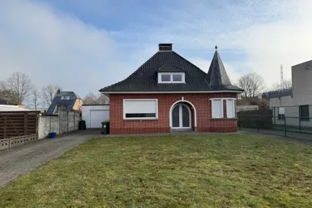 Maison Archivé Mol